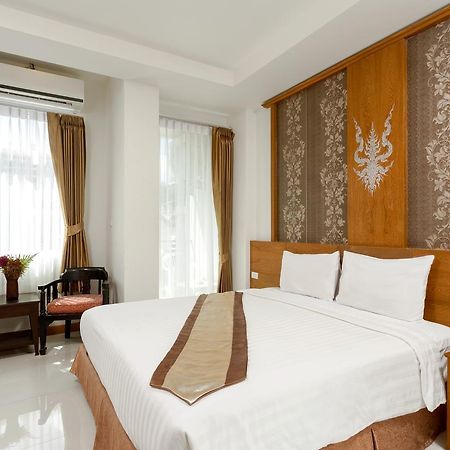 Asia Express Hotel Kathu Esterno foto