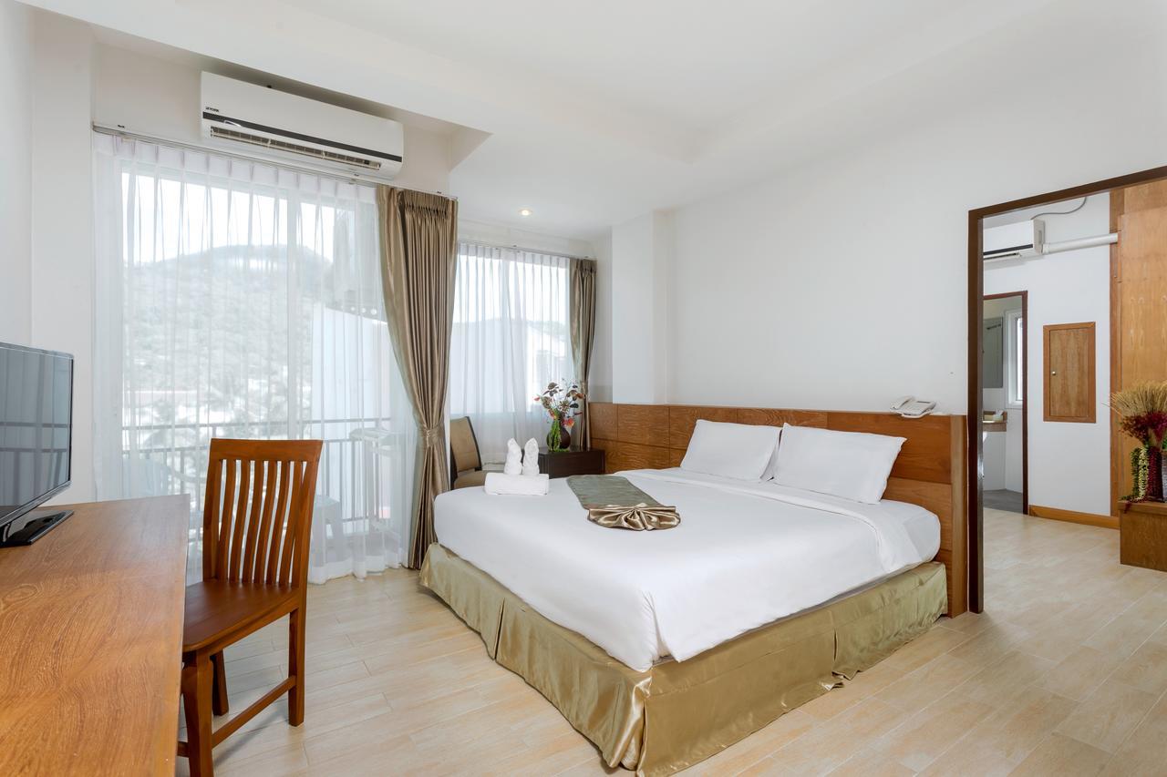 Asia Express Hotel Kathu Esterno foto
